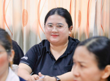 ตรวจเยี่ยมและรับฟังปัญหาของสมาชิกสหกรณ์นิคมประมงนครศรีธรรมราช จำกัด ณ จุดรวบรวมผลผลิตของสมาชิกสหกรณ์ โดยรับทราบถึงปัญหาความเดือดร้อนในเรื่องของการต่อทะเบียนเกษตรกรผู้เพาะเลี้ยงสัตว์น้ำของสมาชิกสหกรณ์ รวมทั้งเรื่องการขออนุญาตการเข้าทำประโยชน์ในที่ดินและติ ... พารามิเตอร์รูปภาพ 49